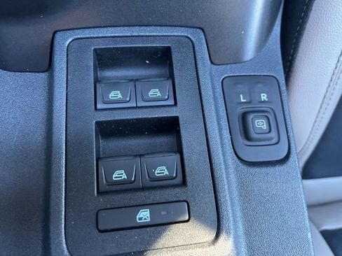 Used 2023 Ford Bronco Wildtrak image 27