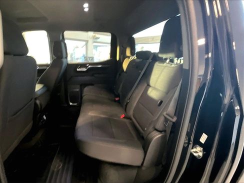Used 2024 GMC Sierra 1500 Elevation image 15