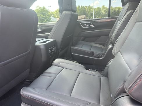 Used 2023 Chevrolet Tahoe RST w/ Luxury Package AWD/4WD image 17