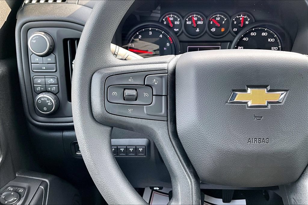 New 2026 Chevrolet Silverado 2500 Custom w/ Custom Value Package AWD/4WD image 20