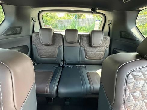 New 2025 Nissan Armada Platinum Reserve AWD/4WD image 11