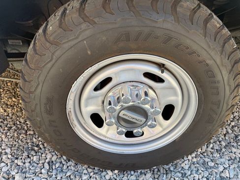 Used 2019 Ford F250 XL w/ STX Appearance Package RWD image 21