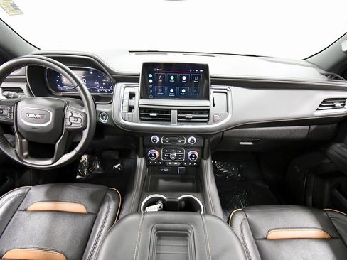Used 2022 GMC Yukon AT4 image 3