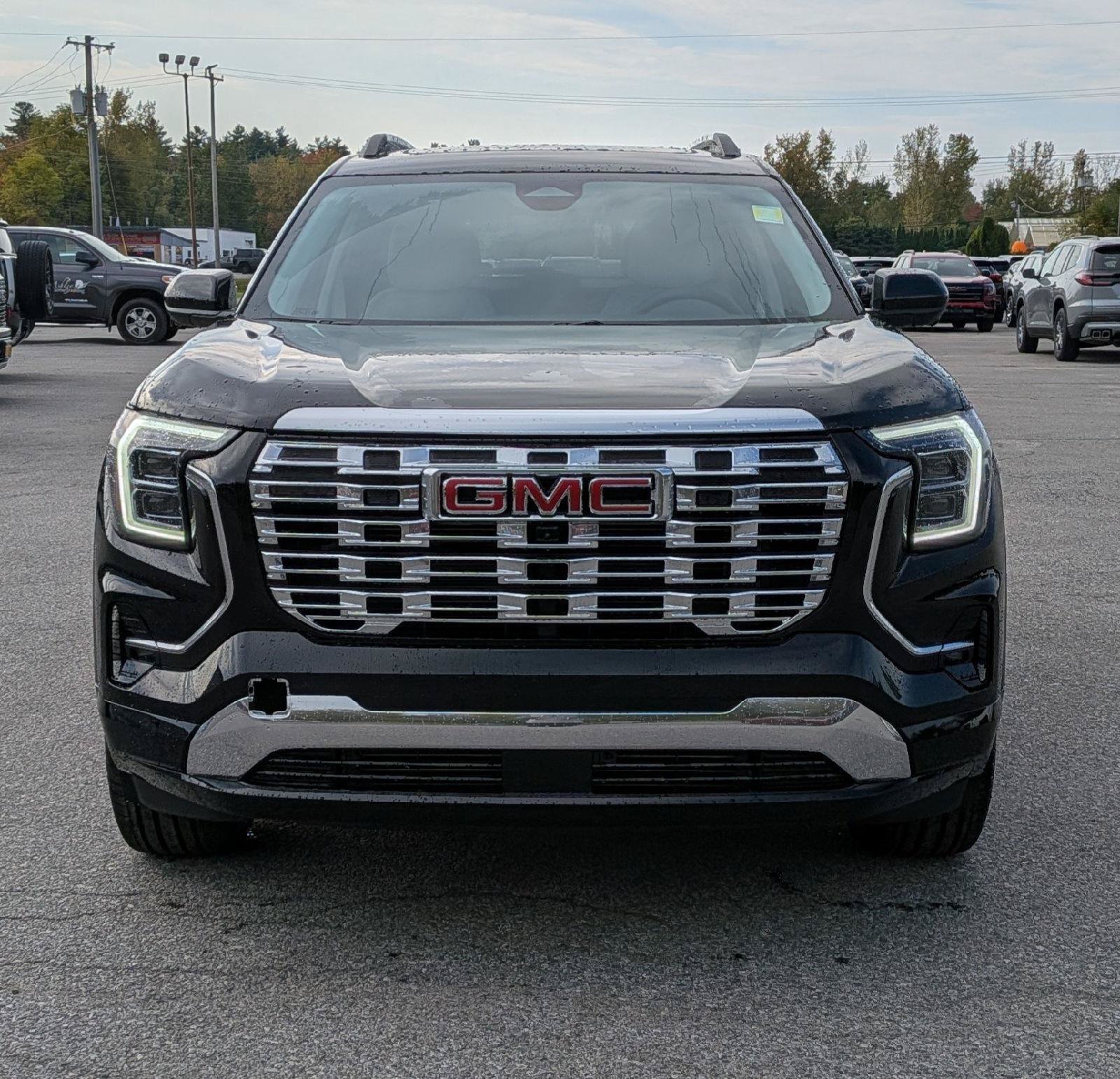 New 2027 GMC Terrain Denali AWD/4WD image 2