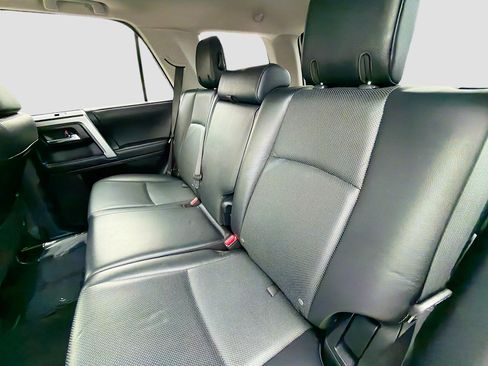 Used 2022 Toyota 4Runner Limited RWD image 19