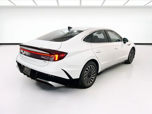 Used 2024 Hyundai Sonata SEL FWD image 4