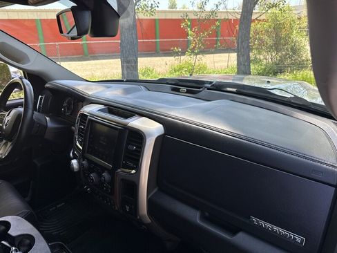 Used 2015 RAM 1500 Laramie w/ Convenience Group AWD/4WD image 27