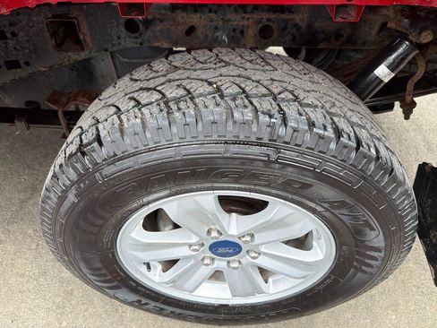 Used 2020 Ford F150 XL w/ Equipment Group 101A Mid AWD/4WD image 16