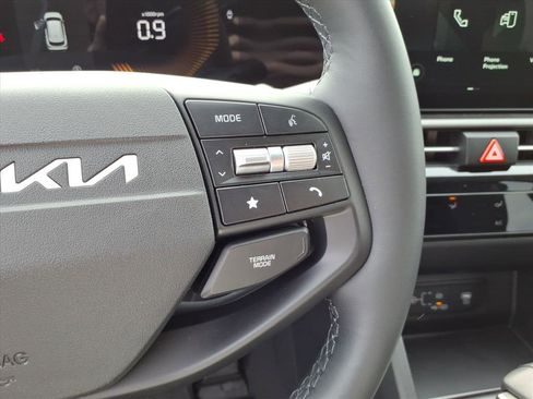 New 2026 Kia Sportage LX AWD/4WD image 21