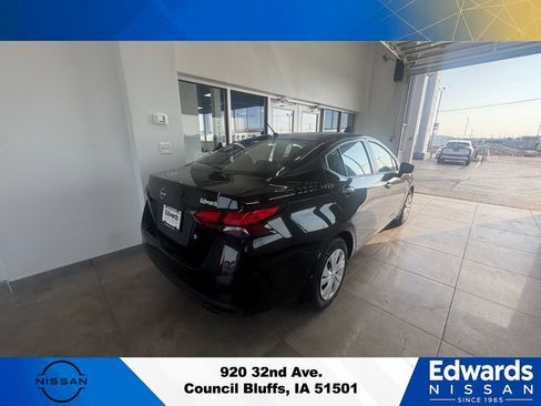 New 2025 Nissan Versa S w/ Trunk Package FWD image 4