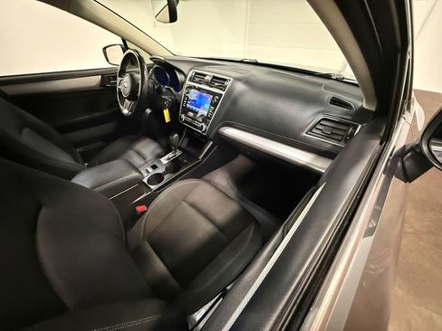 Used 2019 Subaru Legacy 2.5i Premium AWD/4WD image 61