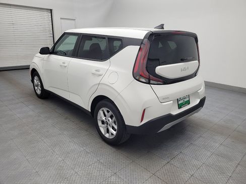 Used 2025 Kia Soul LX image 5