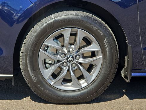 Certified 2023 Toyota Sienna XLE w/ XLE Plus Package AWD/4WD image 28