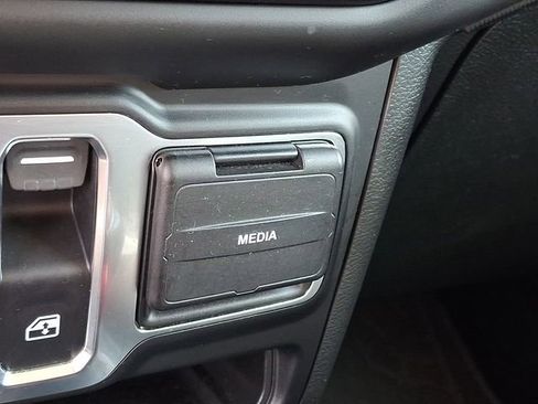 Used 2023 Jeep Wrangler Sport S image 25