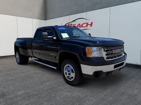 Used 2013 GMC Sierra 3500 SLE w/ Snow Plow Prep Package AWD/4WD image 3
