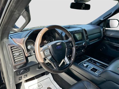 Used 2021 Ford Expedition King Ranch image 9