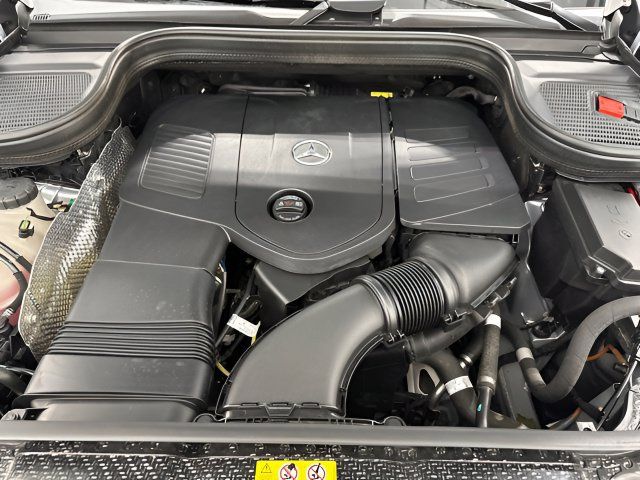 Used 2026 Mercedes-Benz GLE 450e 4MATIC image 10