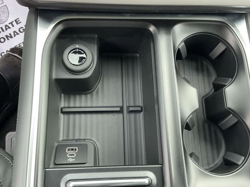 New 2026 Ford Expedition Active RWD image 17
