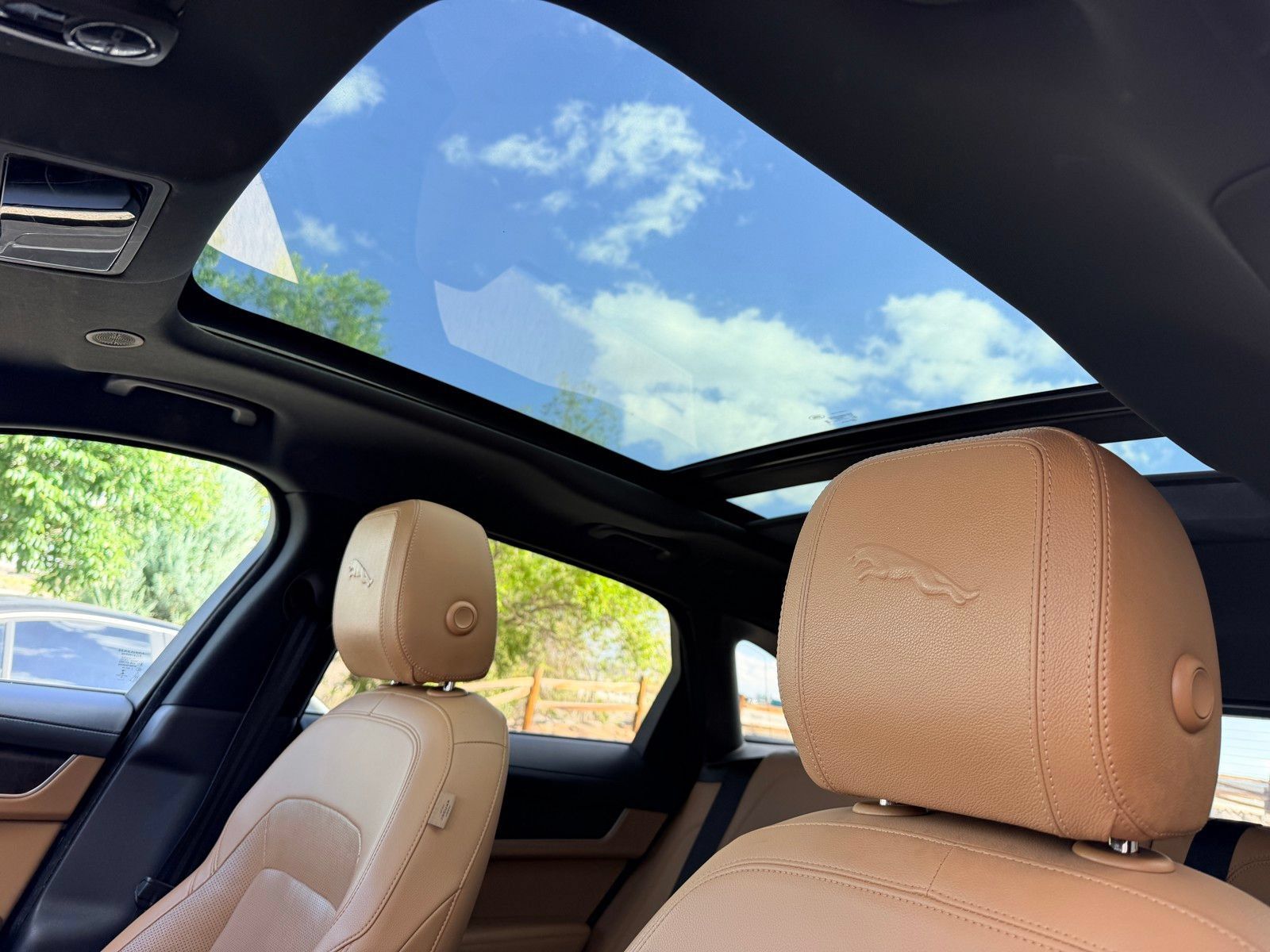 Used 2023 Jaguar F-PACE S AWD/4WD image 20