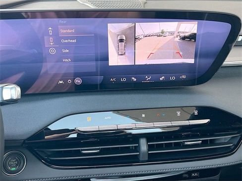 New 2026 Buick Enclave Sport Touring w/ Power Package image 9