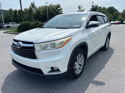 Used 2014 Toyota Highlander LE