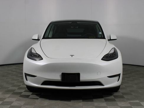 Used 2022 Tesla Model Y Long Range AWD/4WD image 29