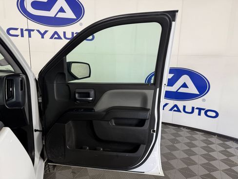 Used 2018 Chevrolet Silverado 1500 W/T w/ Trailering Package image 15