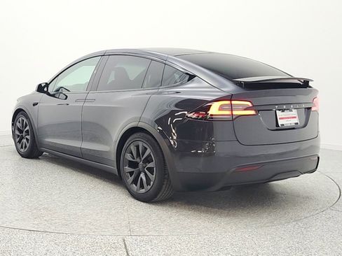 Used 2024 Tesla Model X image 7