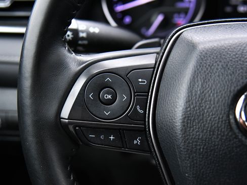 Used 2023 Toyota Camry SE image 29