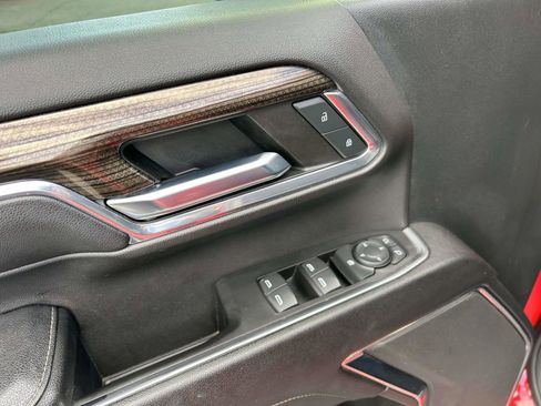 Used 2024 Chevrolet Silverado 3500 LT w/ Convenience Package image 19