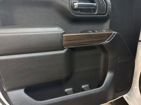 Used 2022 Chevrolet Silverado 1500 LT Trail Boss w/ Bed Protection Package image 10