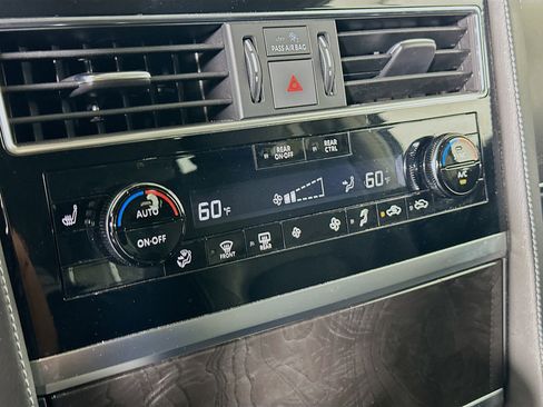 Used 2024 INFINITI QX80 Luxe image 24