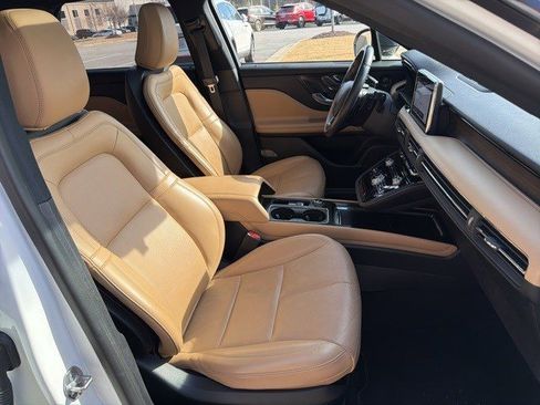 Used 2021 Lincoln Corsair Reserve w/ Elements Package image 24