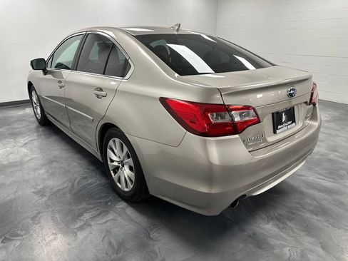 Used 2017 Subaru Legacy 2.5i Premium AWD/4WD image 10