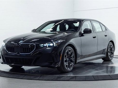 New 2026 BMW i5 eDrive40 image 8