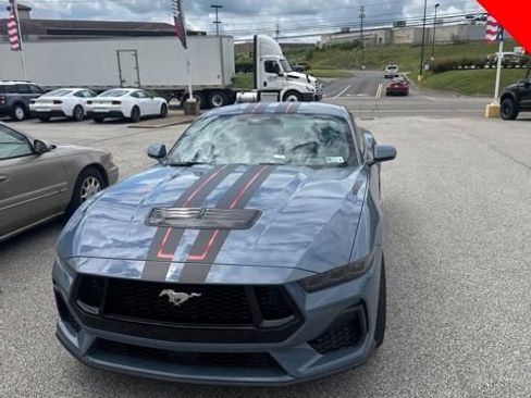 Used 2026 Ford Mustang GT Premium RWD image 1
