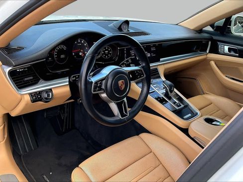 Used 2018 Porsche Panamera 4 AWD/4WD image 15