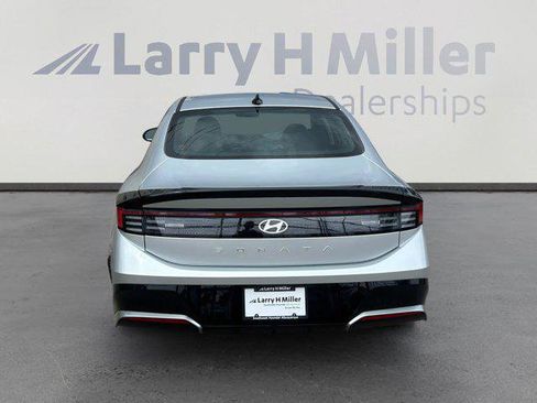 New 2026 Hyundai Sonata SEL FWD image 4