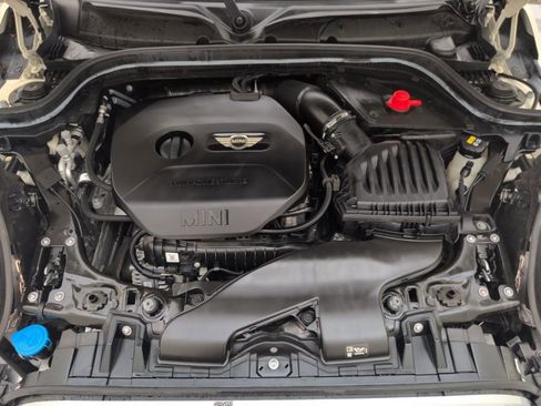 Used 2018 MINI Cooper 2-Door Hardtop image 42