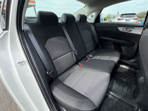Used 2024 Kia Forte LXS FWD image 20