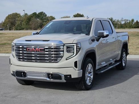 New 2026 GMC Sierra 1500 Denali w/ Technology Package image 2