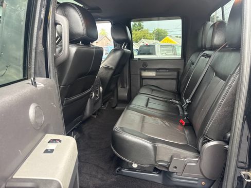 Used 2016 Ford F250 Lariat w/ Lariat Ultimate Package AWD/4WD image 13