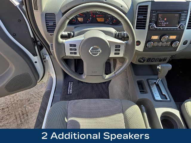 Used 2018 Nissan Frontier SV w/ Value Truck Package AWD/4WD image 3