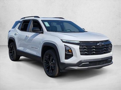 New 2026 Chevrolet Equinox LT w/ Midnight Edition FWD image 6