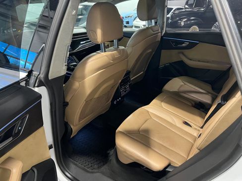 Used 2019 Audi Q8 Prestige image 29