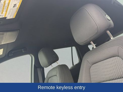 Certified 2026 Chevrolet Equinox LT FWD image 12