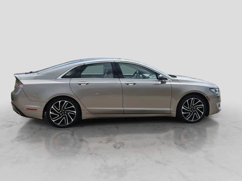 Used 2020 Lincoln MKZ Reserve w/ Elements Package FWD image 9