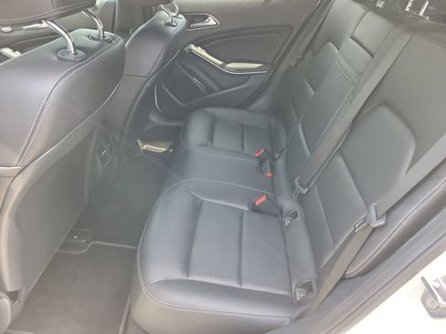 Used 2019 Mercedes-Benz GLA 250 image 13