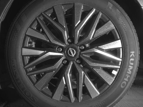 Used 2026 Nissan Altima 2.5 SV FWD image 17