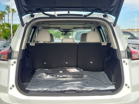 New 2026 Nissan Rogue SV FWD image 16